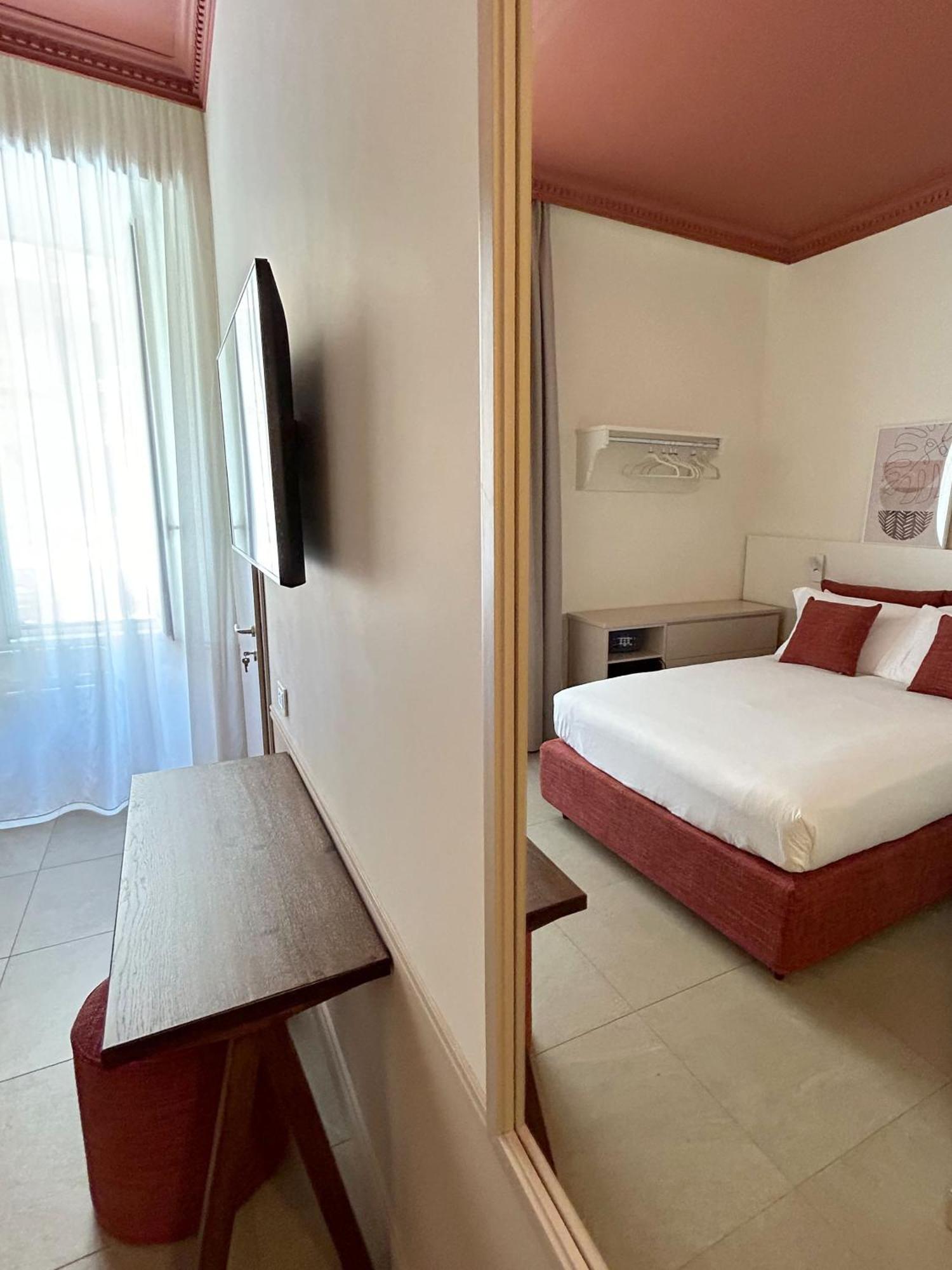Astom Suites Roma Esterno foto