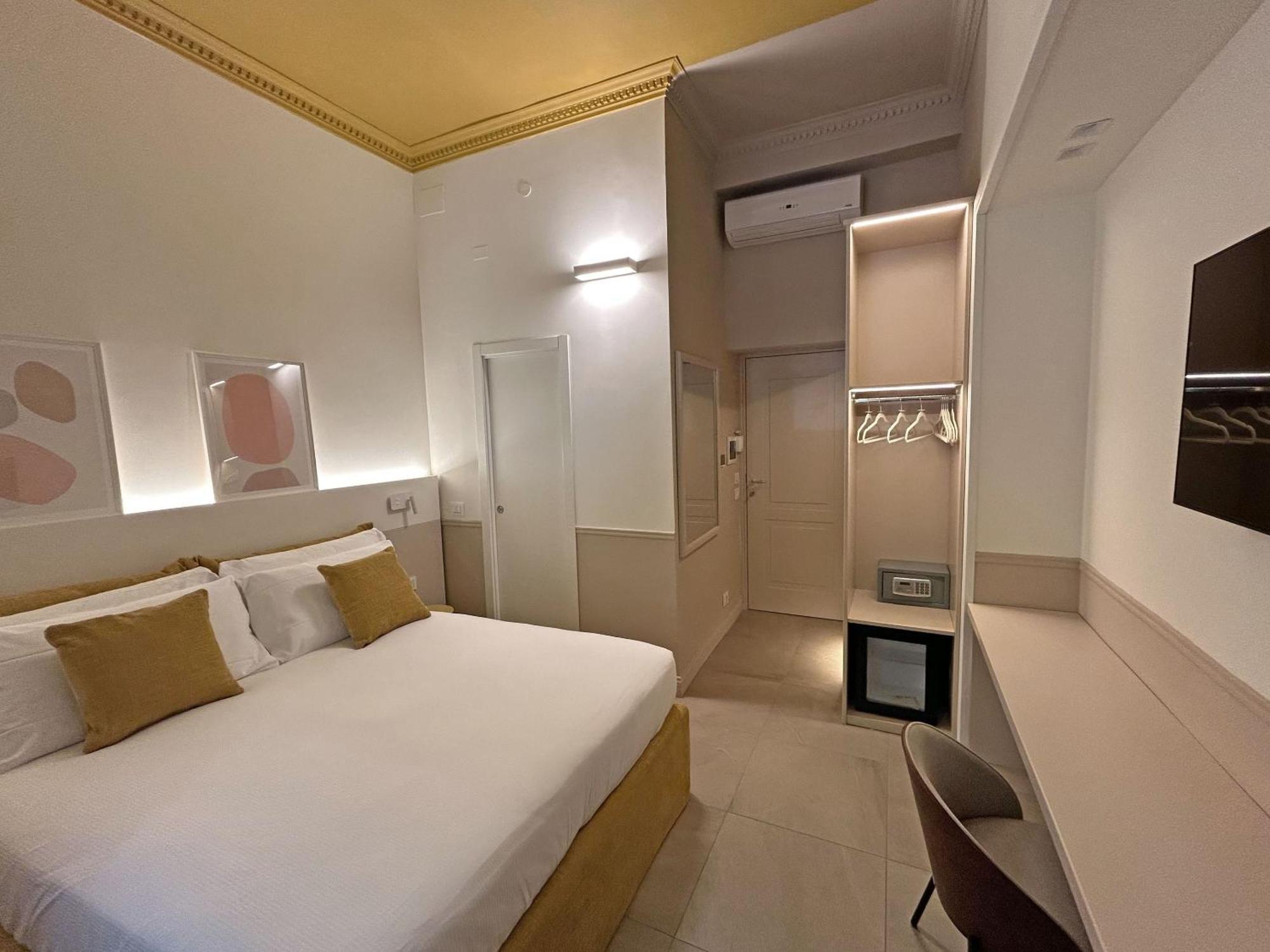 Astom Suites Roma Esterno foto