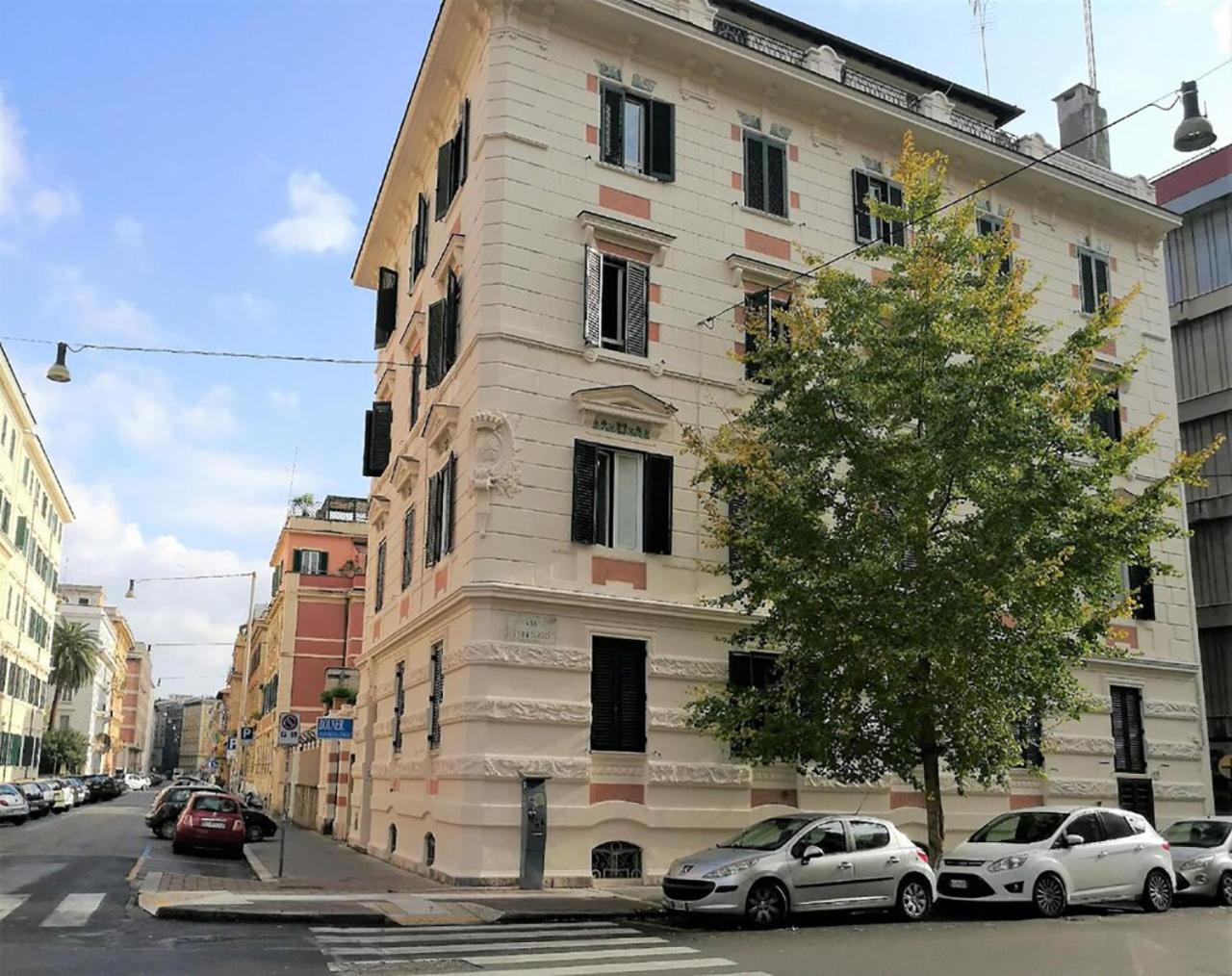 Astom Suites Roma Esterno foto